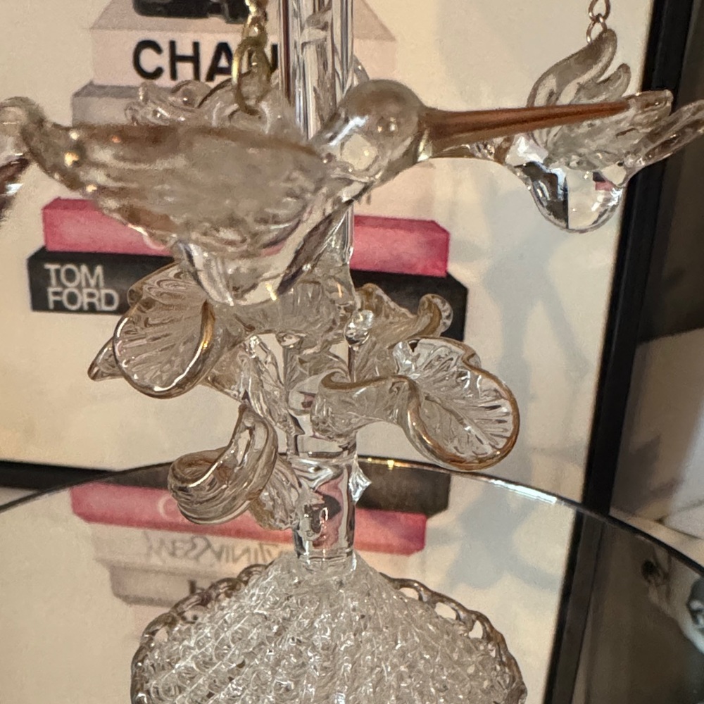 Vintage Elegant Glass Hummingbird Sculpture - Picture 4 of 6